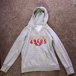 Medium V-neck hoodie